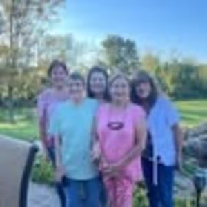 Meet your Posher, Elizabeth